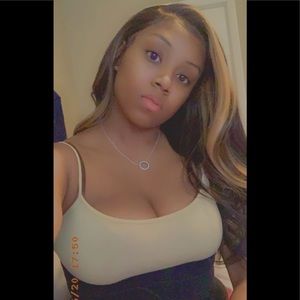 Meet your Posher, Devyn